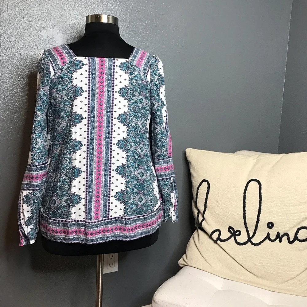 **Donated 2024** Lane Bryant blue and pink bohemian top size 16W - Picture 3 of 4